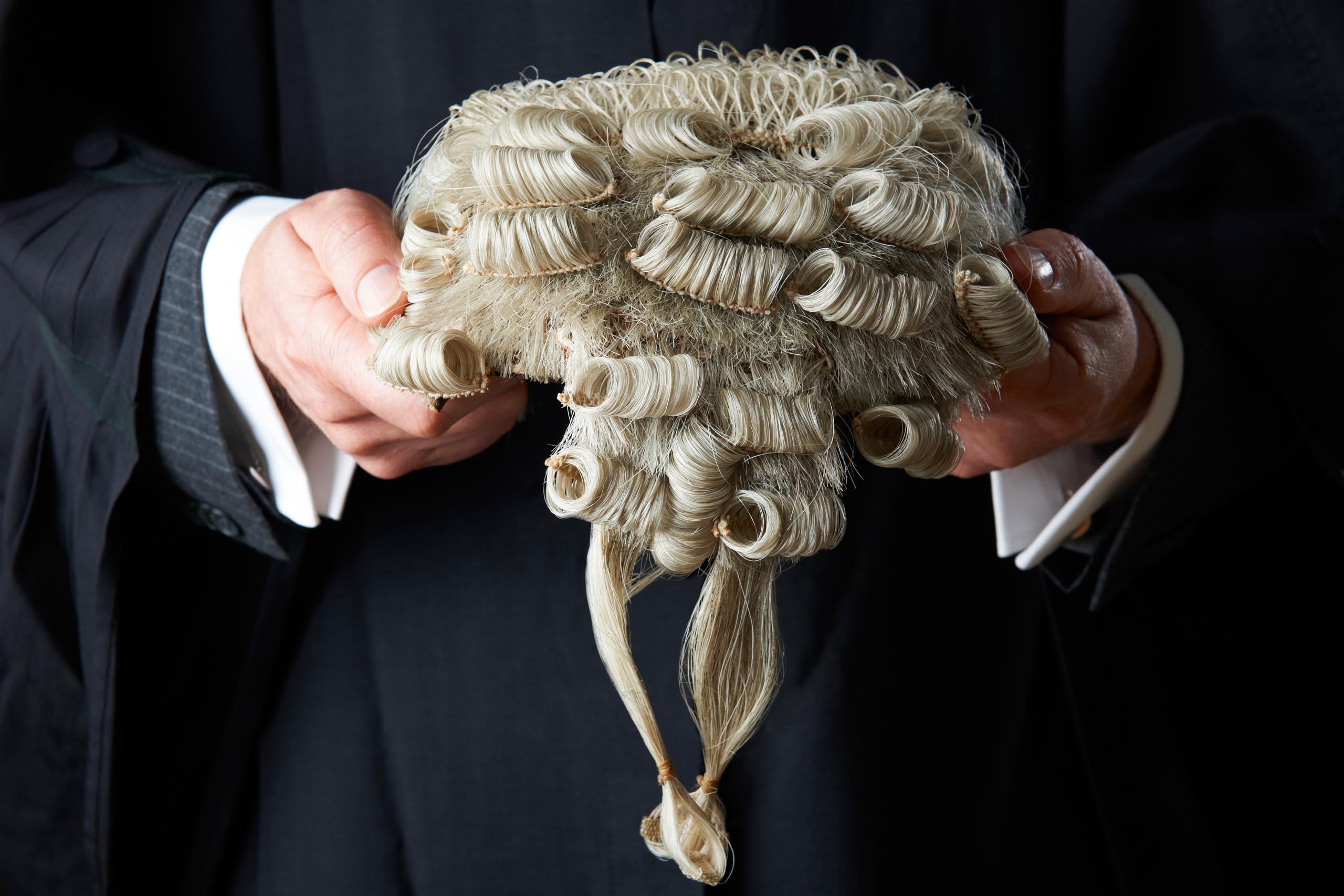 applications-are-open-for-mini-pupillage-at-five-paper-spring-summer